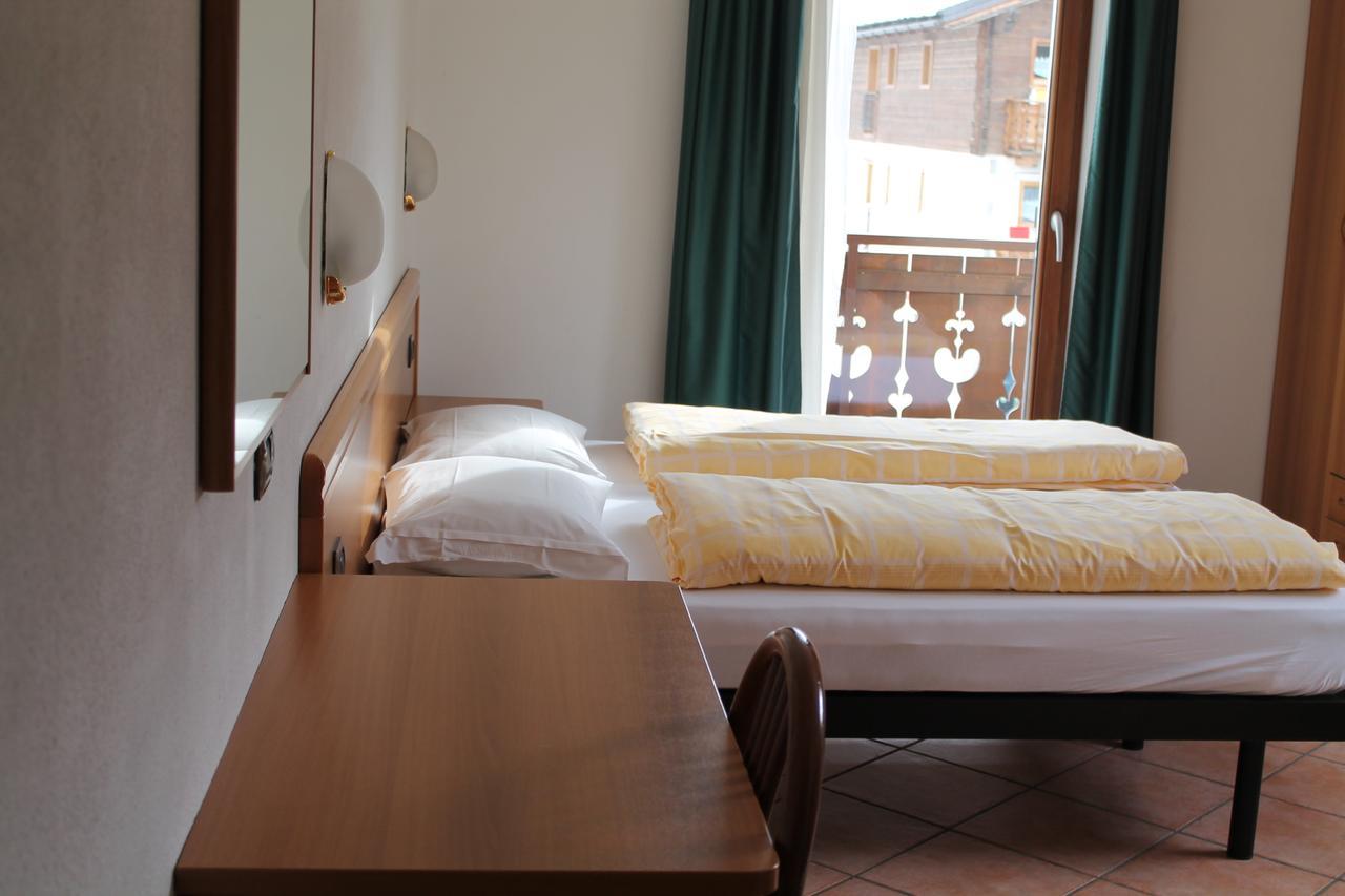 Hotel Miramonti Livigno Kültér fotó
