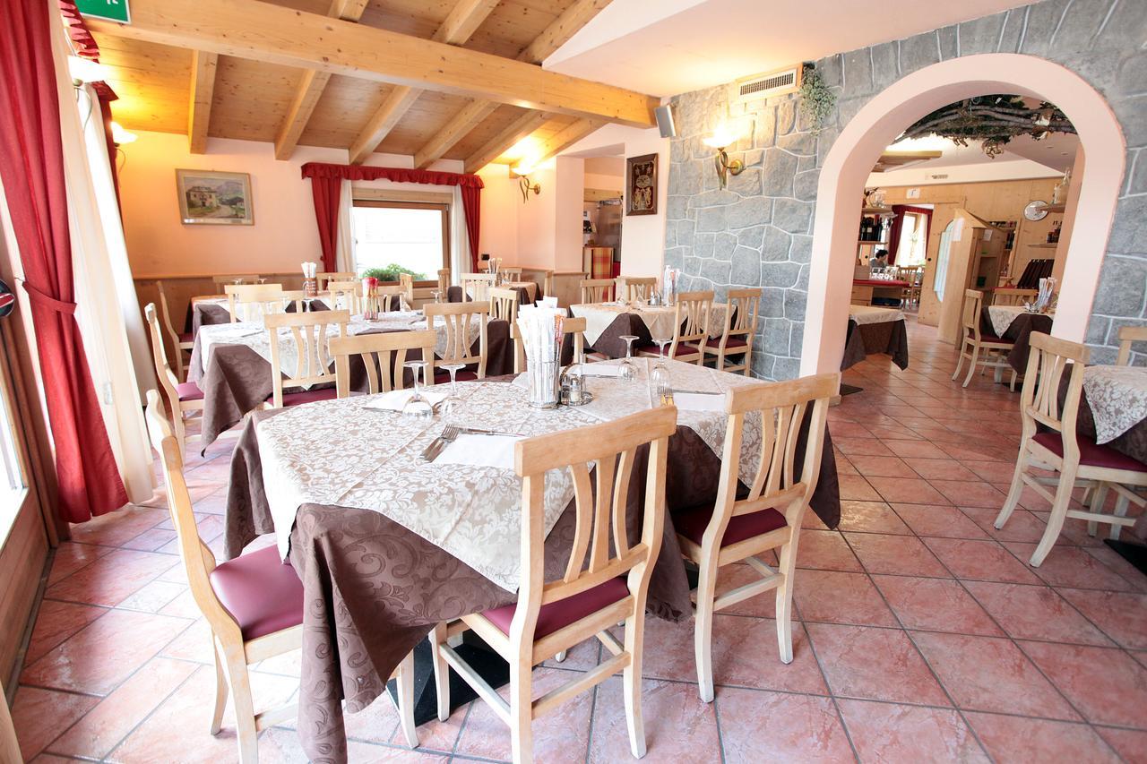 Hotel Miramonti Livigno Kültér fotó
