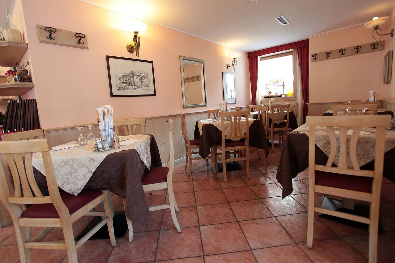 Hotel Miramonti Livigno Kültér fotó