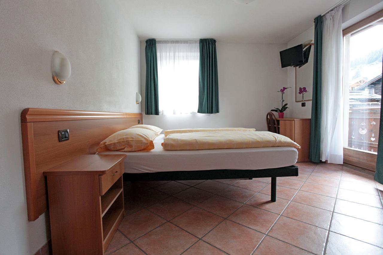 Hotel Miramonti Livigno Kültér fotó